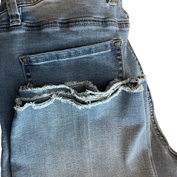 Tommy Bahama Boracay Indigo High Rise Straight Jeans in Mid Blue Wash - Picture 4 of 10